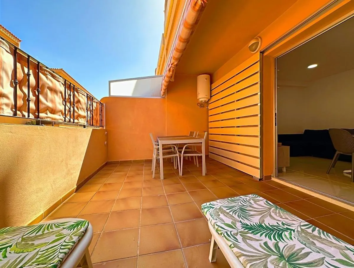 Appartamento Los Cristianos Pool And Terrace Spagna
