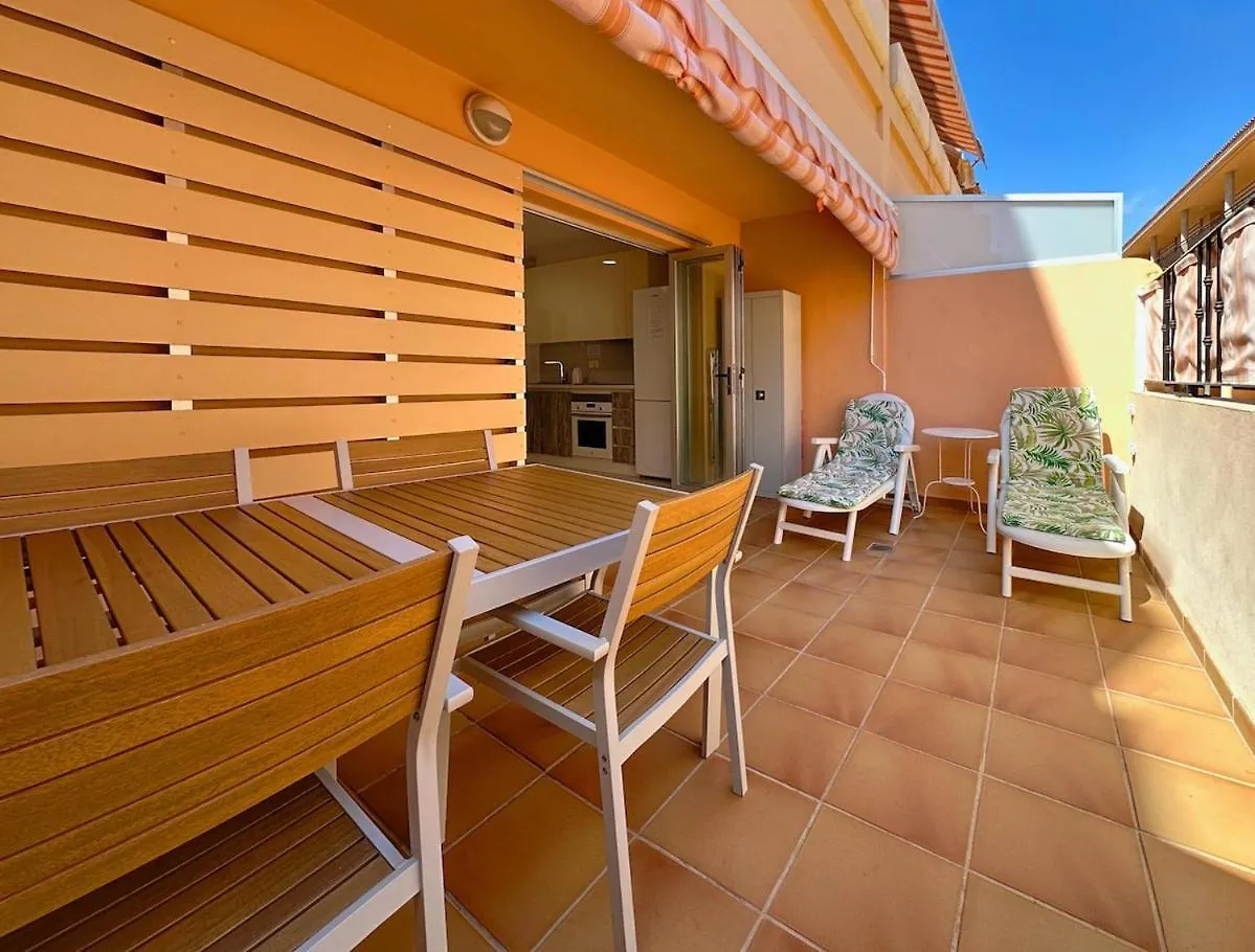 Los Cristianos Pool And Terrace Los Cristianos (Tenerife)